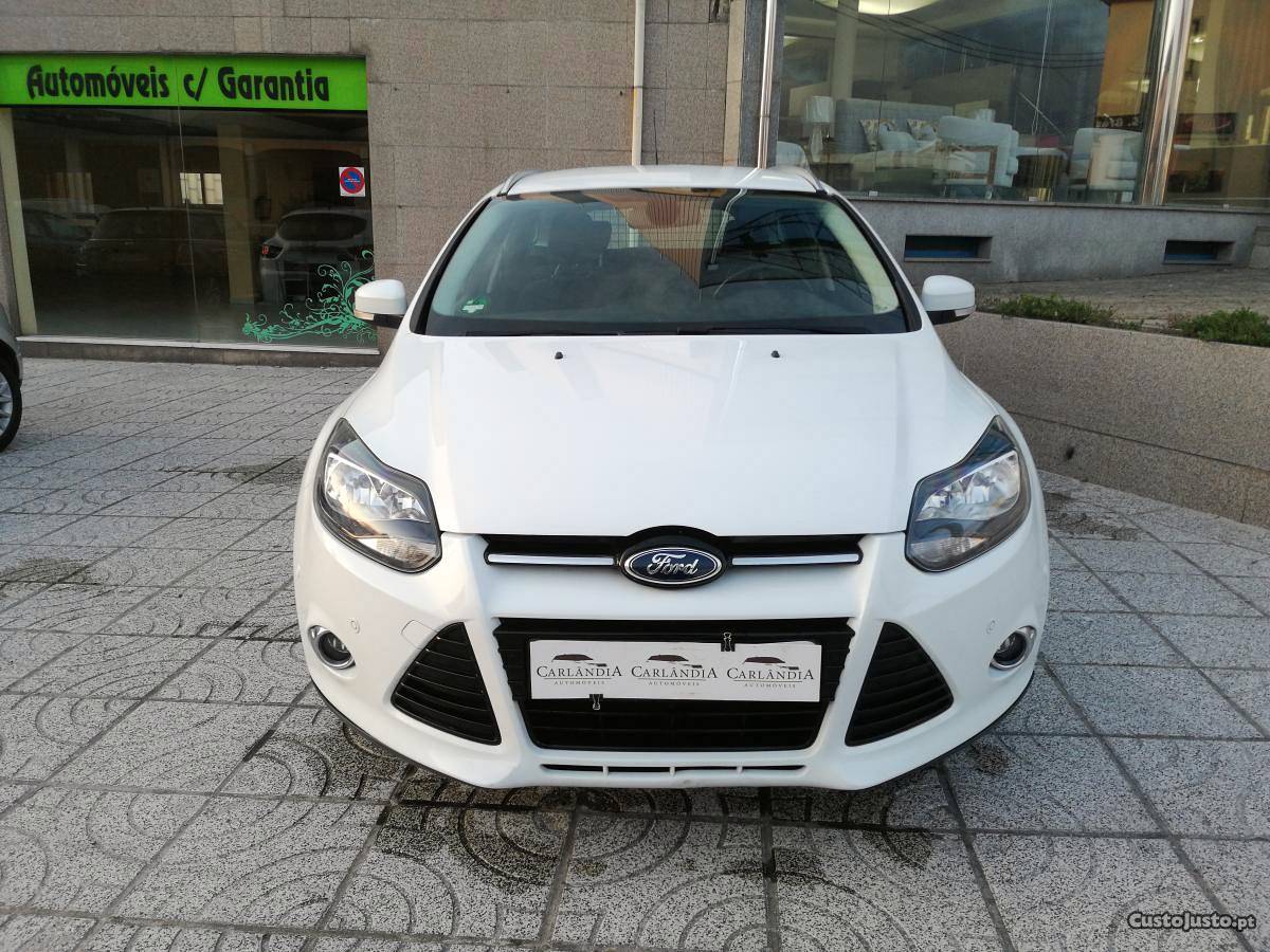 Ford Focus 1.6 Tdci Titanium Outubro/13 - à venda -