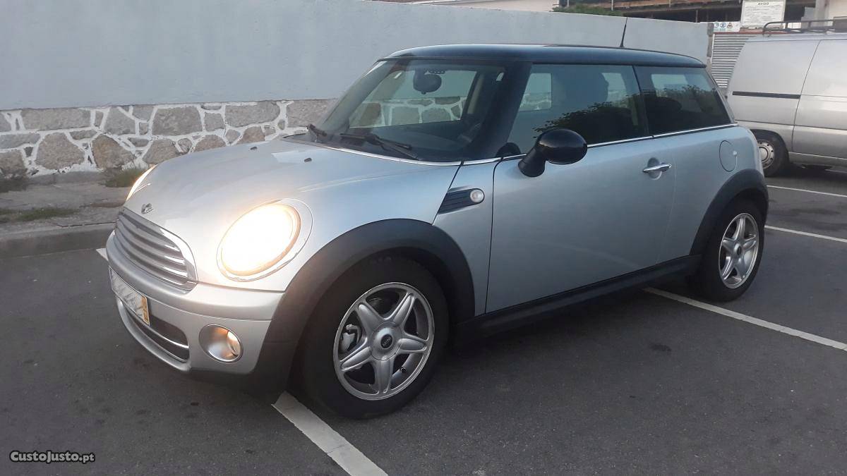 MINI Cooper cv Abril/10 - à venda - Ligeiros