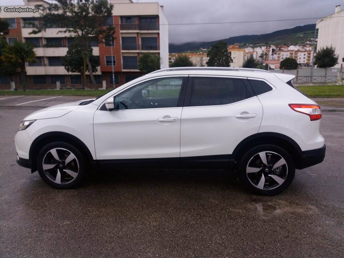 Nissan Qashqai 1.5 dCi TEKNA 18" Dezembro/15 - à venda -