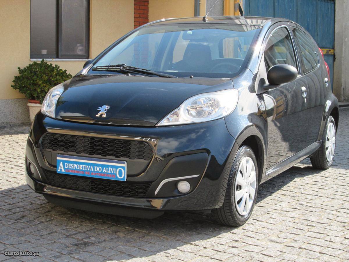 Peugeot  VVTI ACTIVE A/C Junho/12 - à venda -