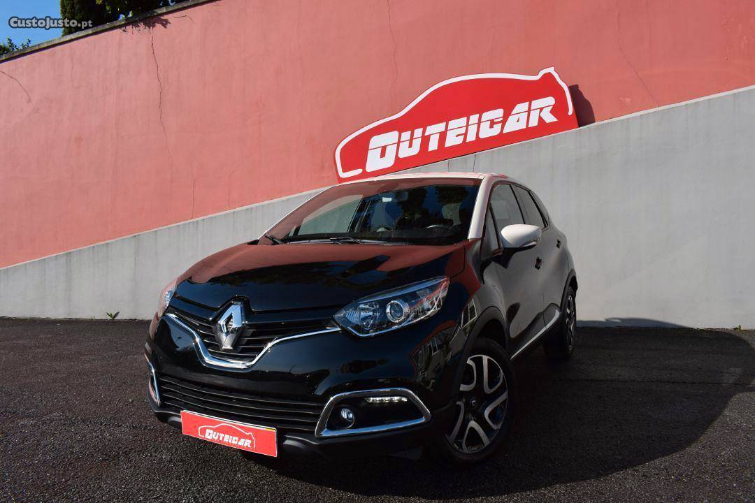 Renault Captur 0.9 TCE Exclusive Abril/17 - à venda -