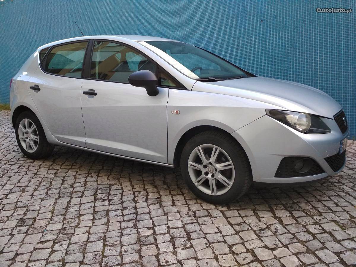 Seat Ibiza 1.2 Fresc kms Março/11 - à venda -