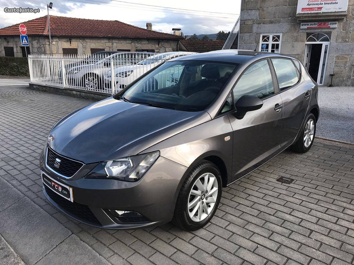 Seat Ibiza 1.4TDi Julho/16 - à venda - Ligeiros