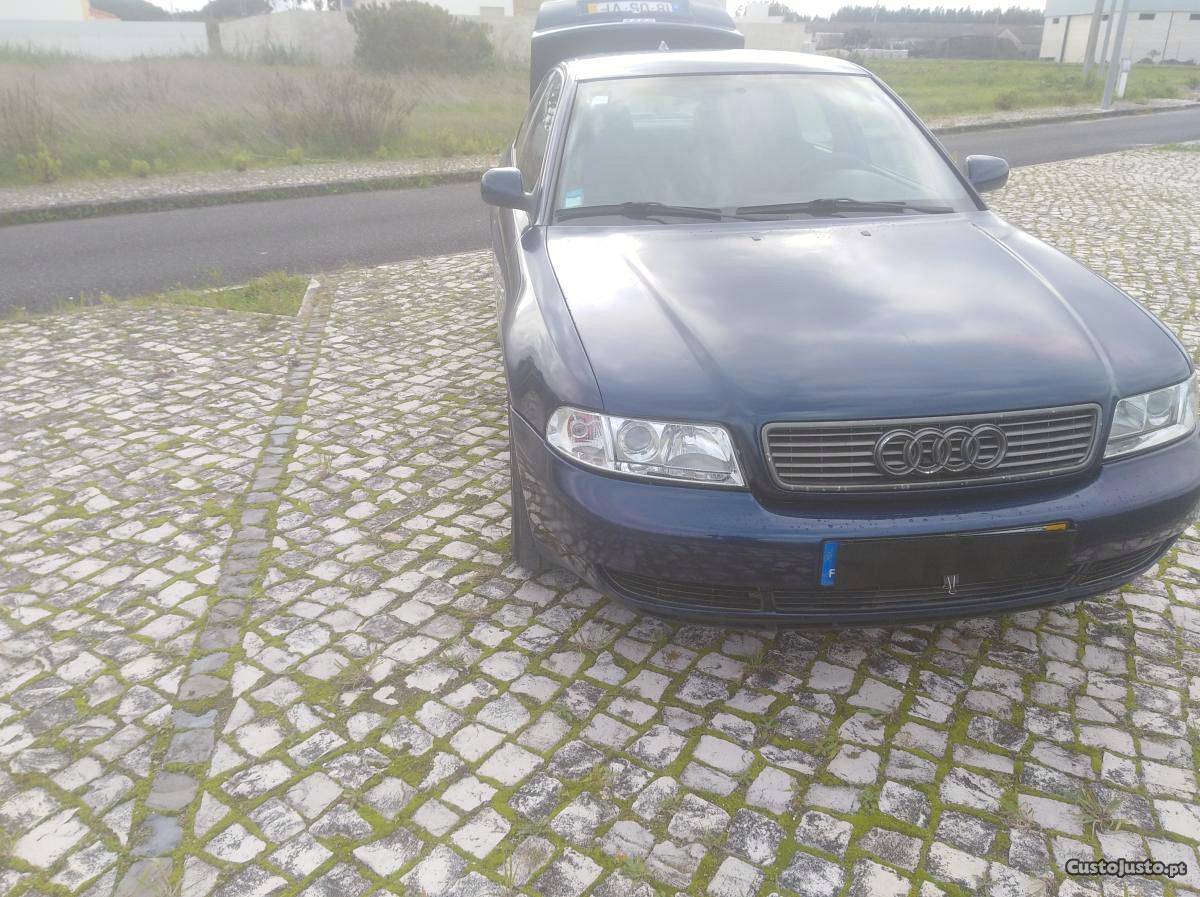 Audi A4 1.9 tdi 110 cv Março/98 - à venda - Ligeiros