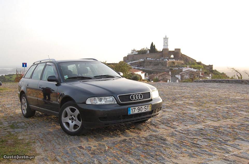 Audi A4 Wagon Setembro/96 - à venda - Ligeiros Passageiros,