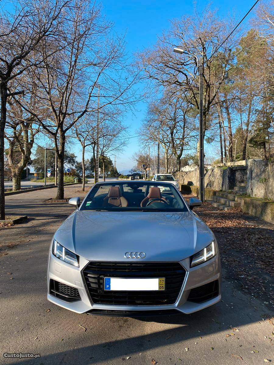 Audi TT 2.0 TDI S-Line Maio/17 - à venda - Descapotável /