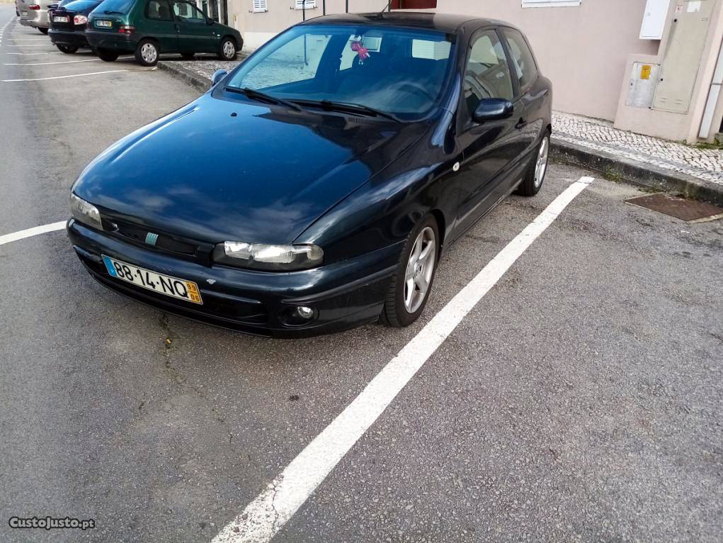 Fiat Bravo v Junho/99 - à venda - Ligeiros