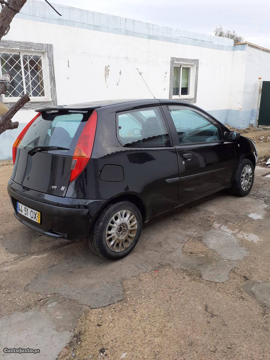 Fiat Punto 1.3 hlx Janeiro/00 - à venda - Ligeiros