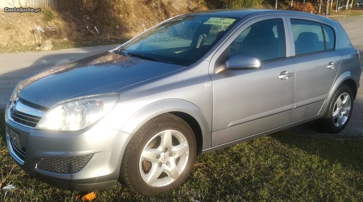 Opel Astra Elegance V Março/07 - à venda - Ligeiros