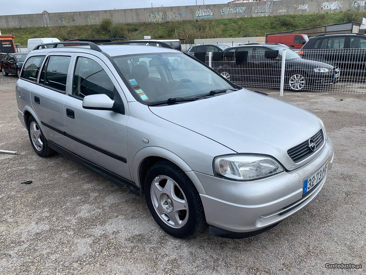 Opel Astra SW 1.4i Novembro/98 - à venda - Ligeiros