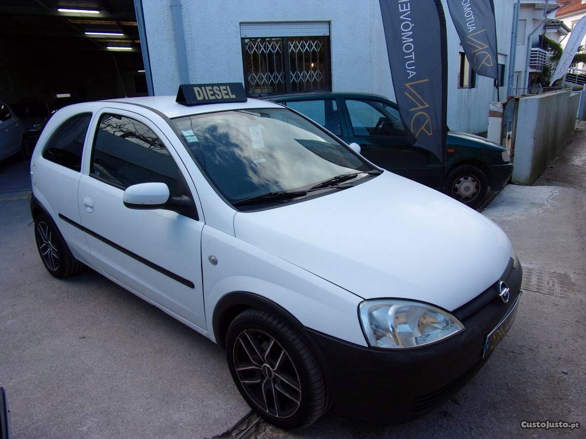 Opel Corsa 1.7D motor Isuzu Maio/02 - à venda - Ligeiros