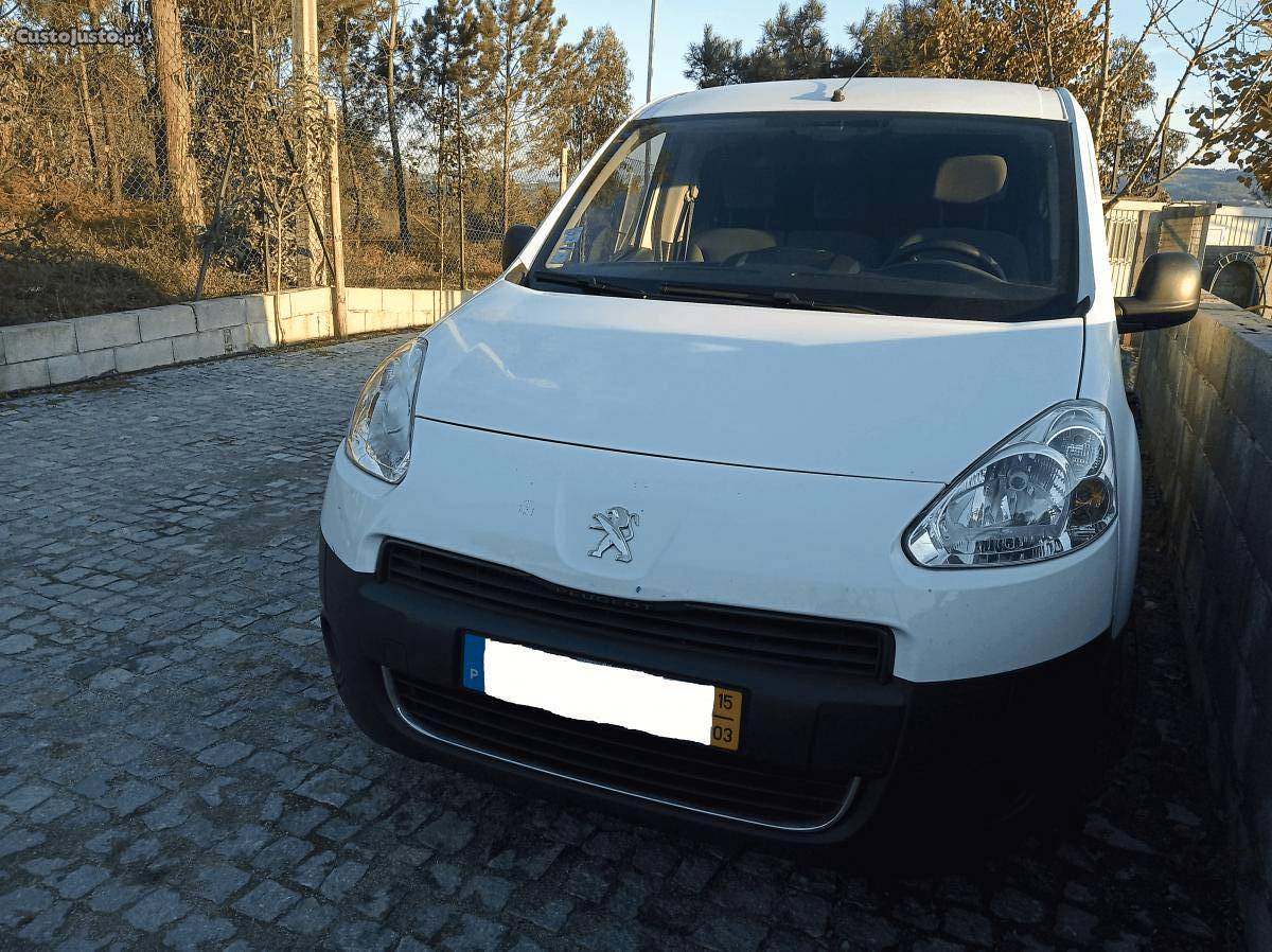 Peugeot Partner cv) Março/15 - à venda - Ligeiros