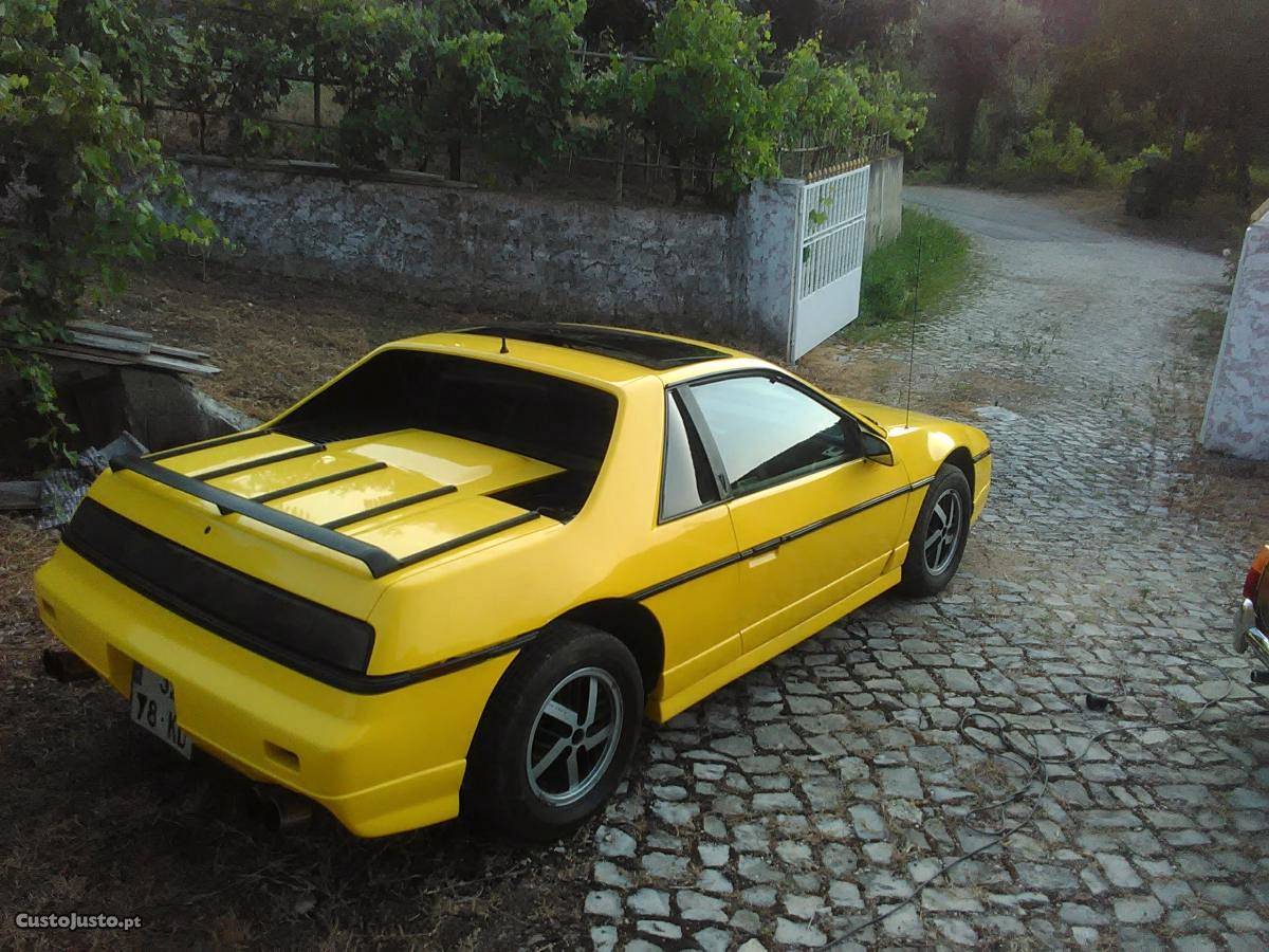 Pontiac Fiero GT COUPÉ K CC Junho/85 - à venda -