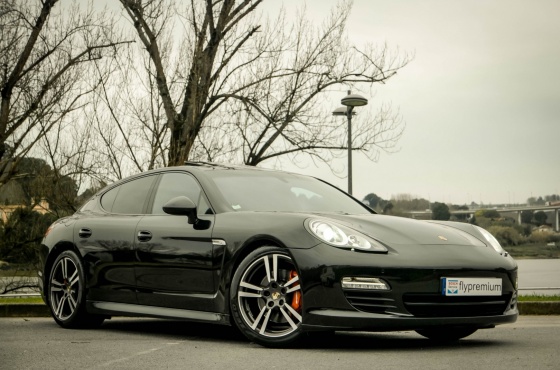 Porsche Panamera 3.0 D DIESEL - Flypremium Automoveis Lda