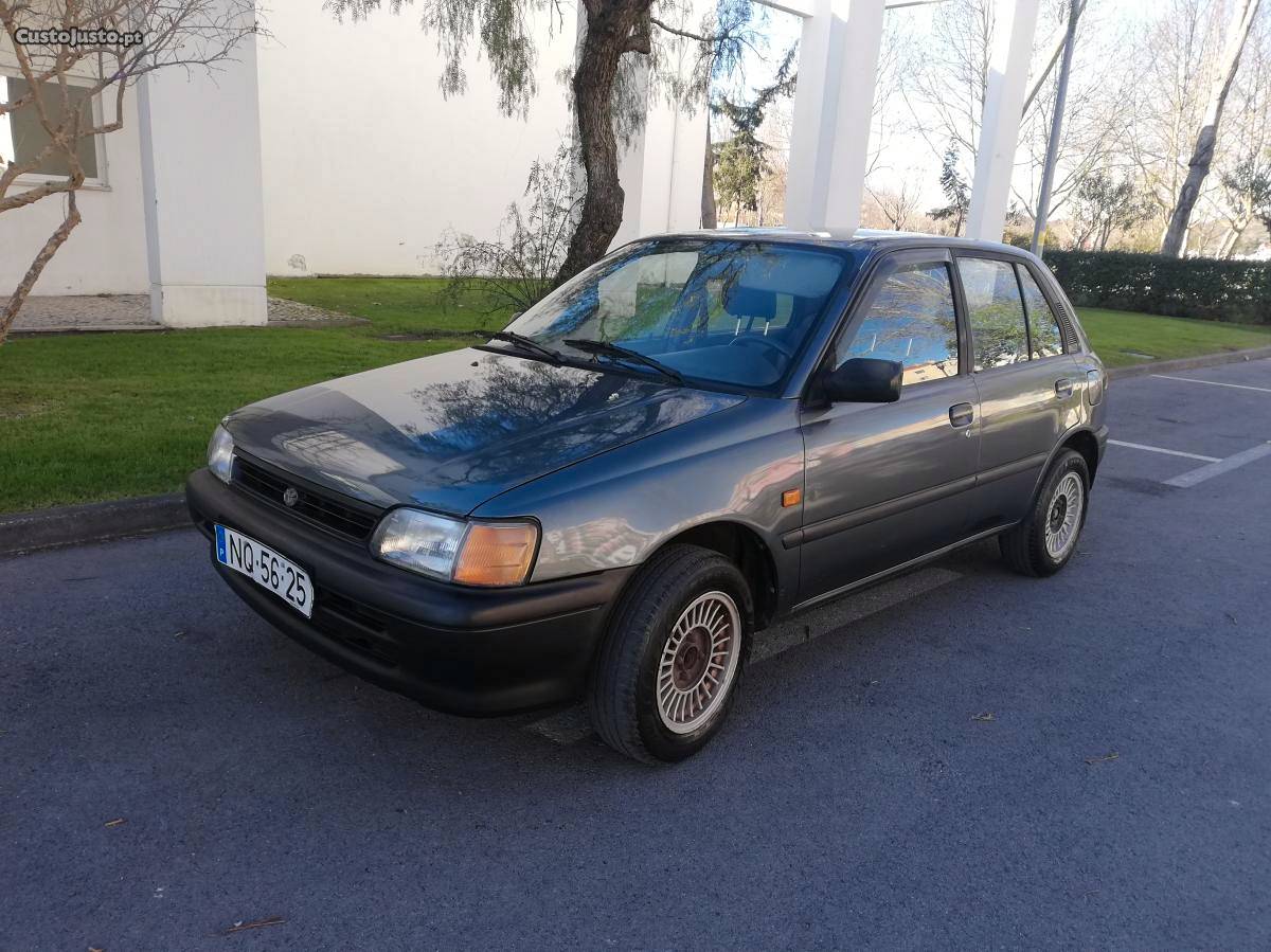 Toyota Starlet 1.0 GLX Novembro/90 - à venda - Ligeiros