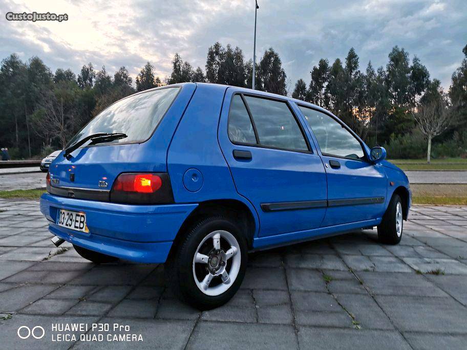 Renault Clio 1.2Energy kms Julho/94 - à venda -