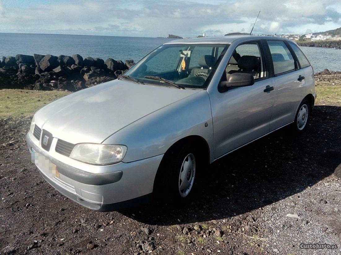 Seat Ibiza 1.0 apenas 128mil km Dezembro/99 - à venda -