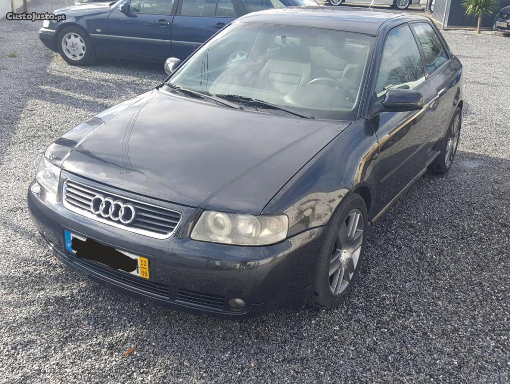 Audi A cv Junho/02 - à venda - Ligeiros Passageiros,