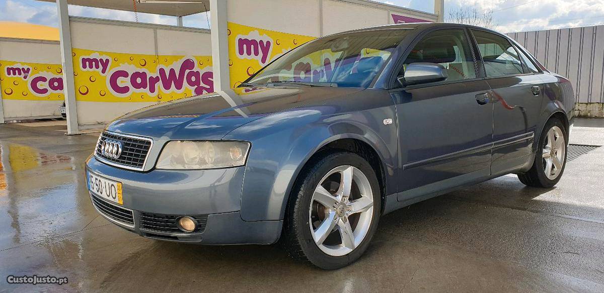 Audi A4 A4 1.6Gasolina full extras Ano Janeiro/03 - à