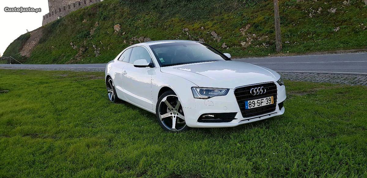 Audi A5 2.0 TDI DE 177CV Outubro/13 - à venda - Ligeiros