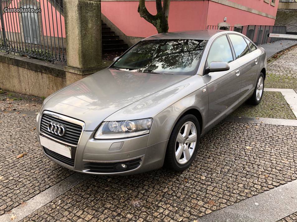 Audi A6 2.4 Exclusive GPL Dezembro/04 - à venda - Ligeiros