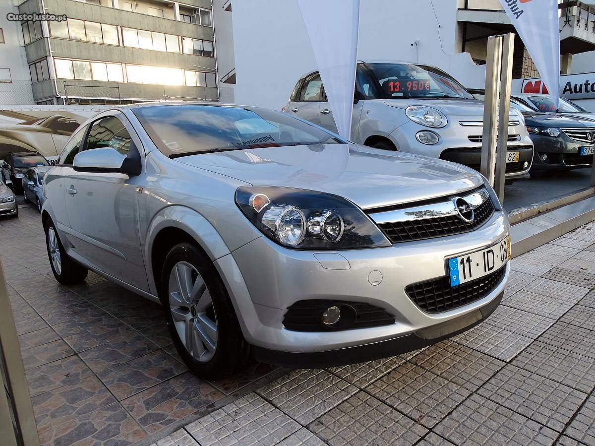 Opel Astra 1.7 CDTI GTC Agosto/09 - à venda - Ligeiros