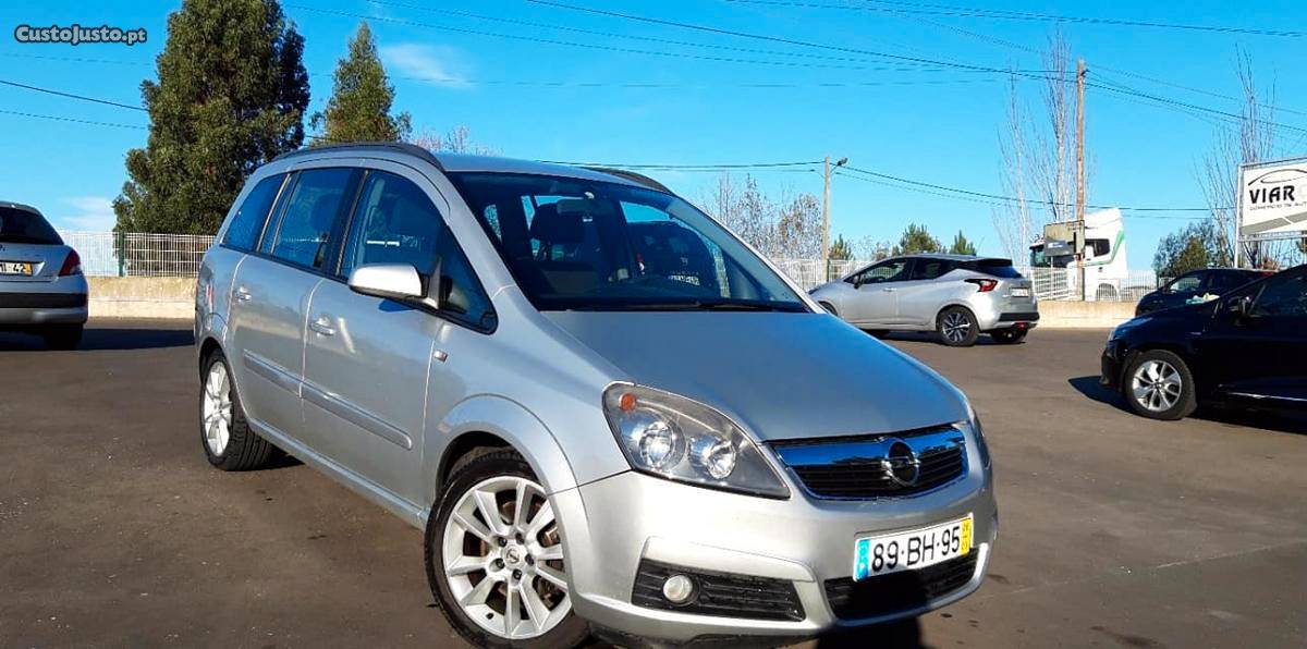 Opel Zafira 1.9 CDTI 7 LUGARES Março/06 - à venda -