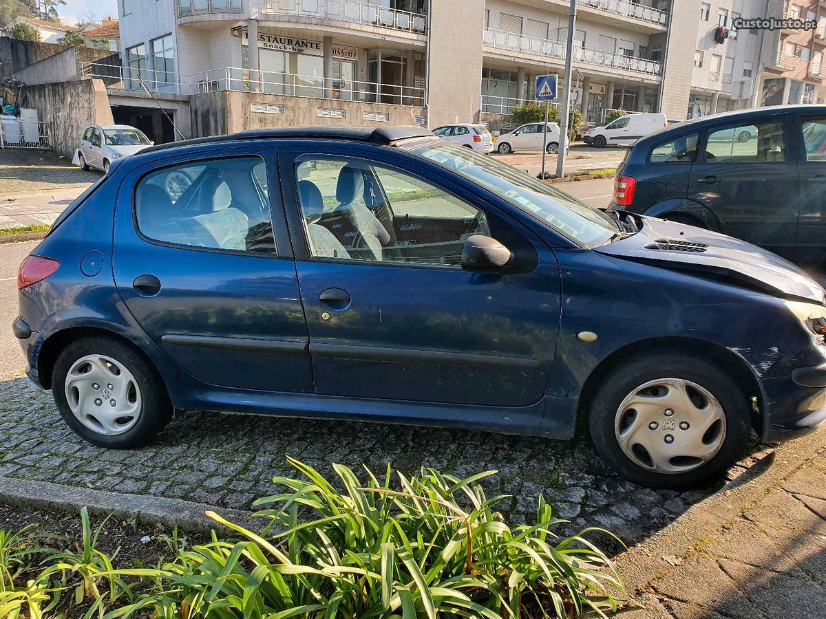 Peugeot i Colorien Março/00 - à venda - Ligeiros