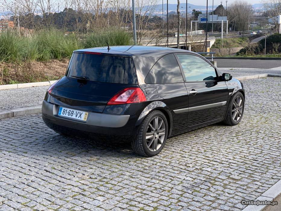 Renault Mégane Luxe Previlege Janeiro/04 - à venda -