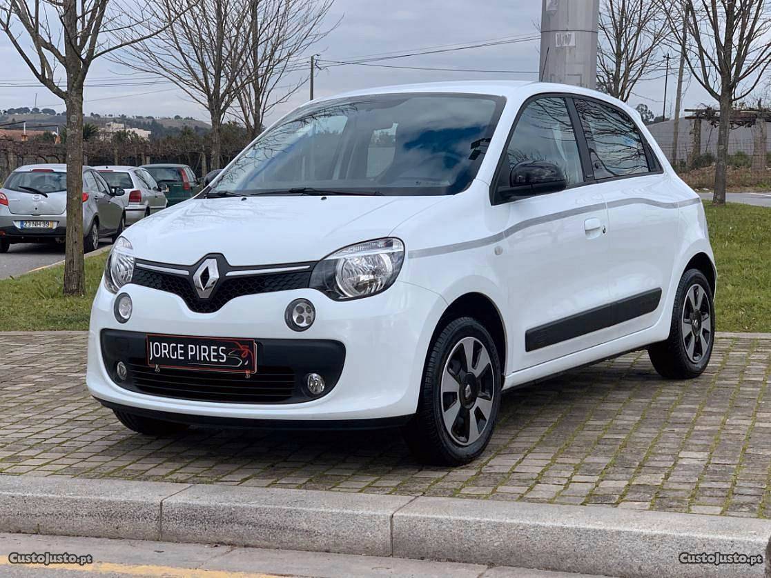 Renault Twingo 1.0 SCE LIMITED Março/19 - à venda -
