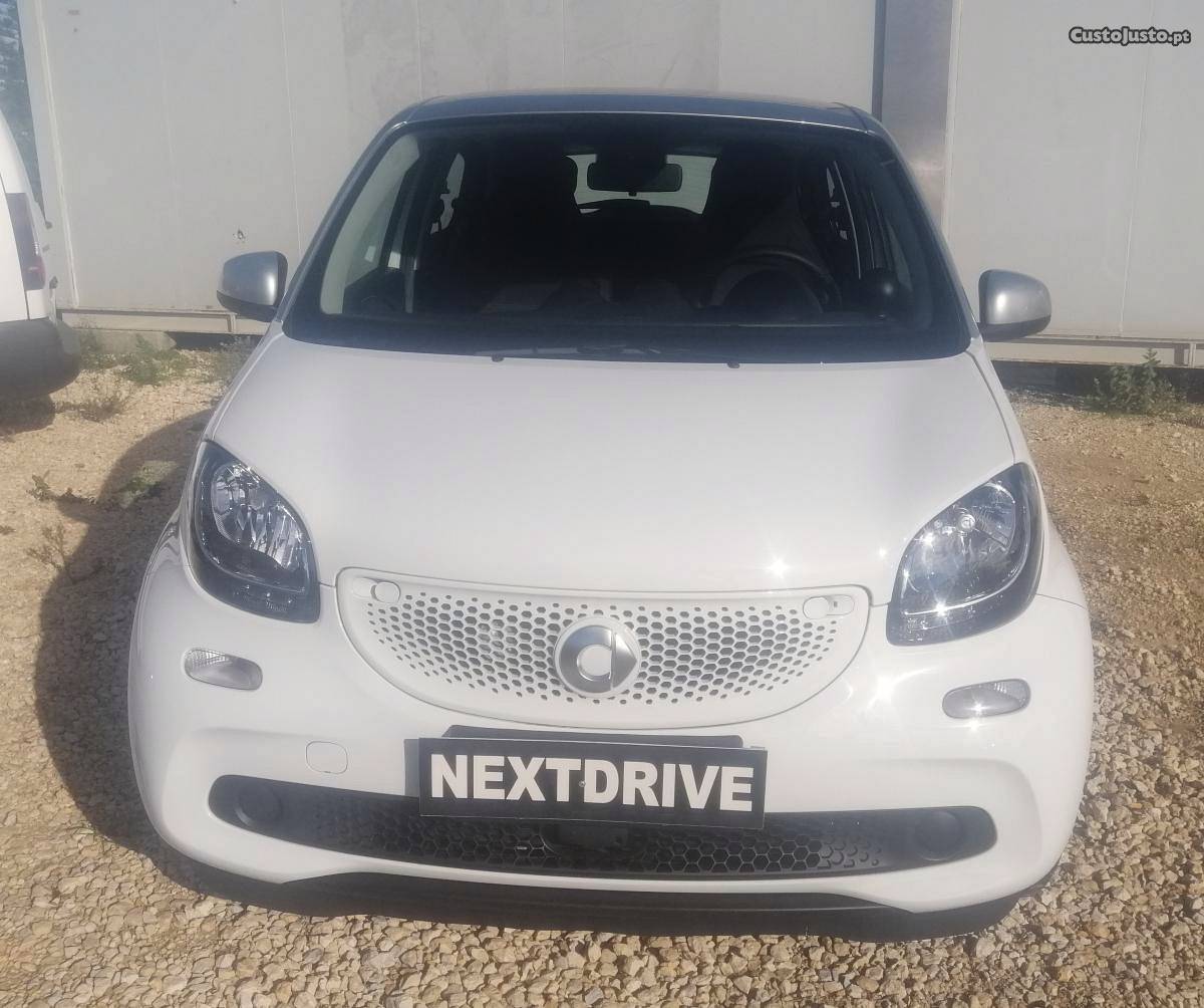 Smart ForFour 100% Eléctrico Dezembro/18 - à venda -