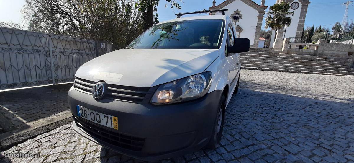 VW Caddy 1.6-Tdi.Sport Dezembro/14 - à venda - Comerciais /