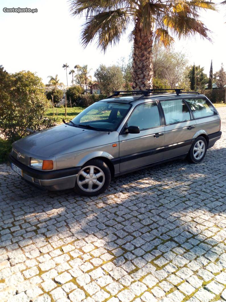 VW Passat 1.9td Agosto/92 - à venda - Ligeiros Passageiros,