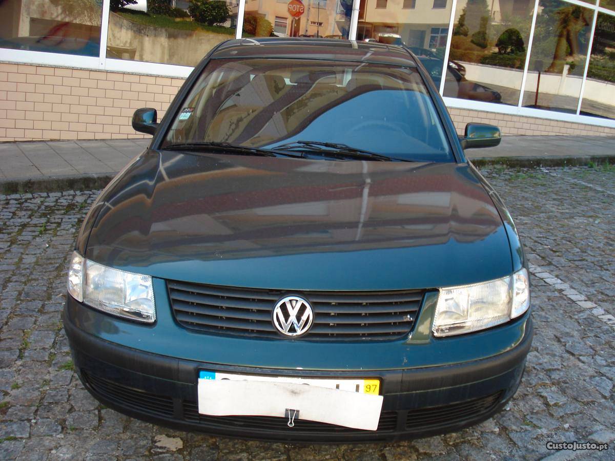 VW Passat  TDI 110cv Julho/97 - à venda - Ligeiros