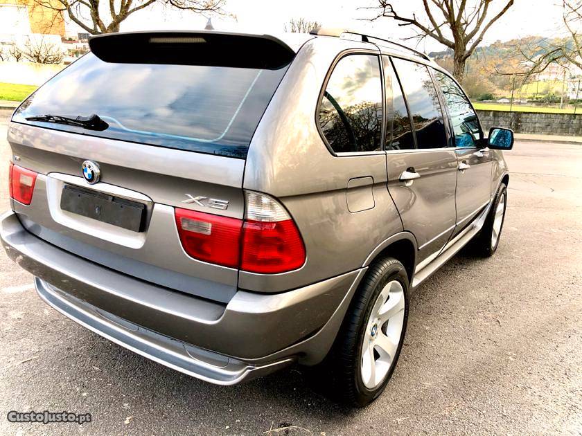 BMW X5 3.0d pack M nac. Novembro/04 - à venda - Ligeiros