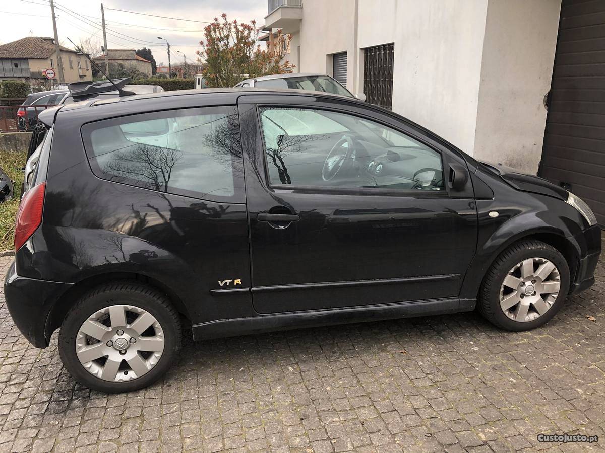 Citroën C2 VTR 1.4 HDI Abril/04 - à venda - Ligeiros