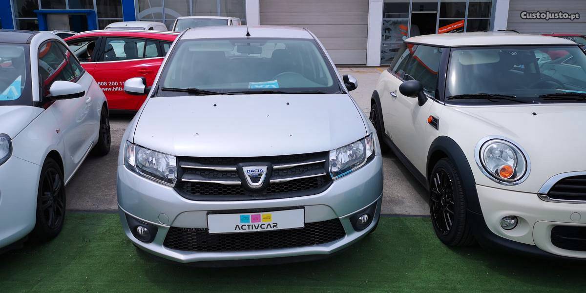 Dacia Sandero 1.5dci A/C  Novembro/15 - à venda -