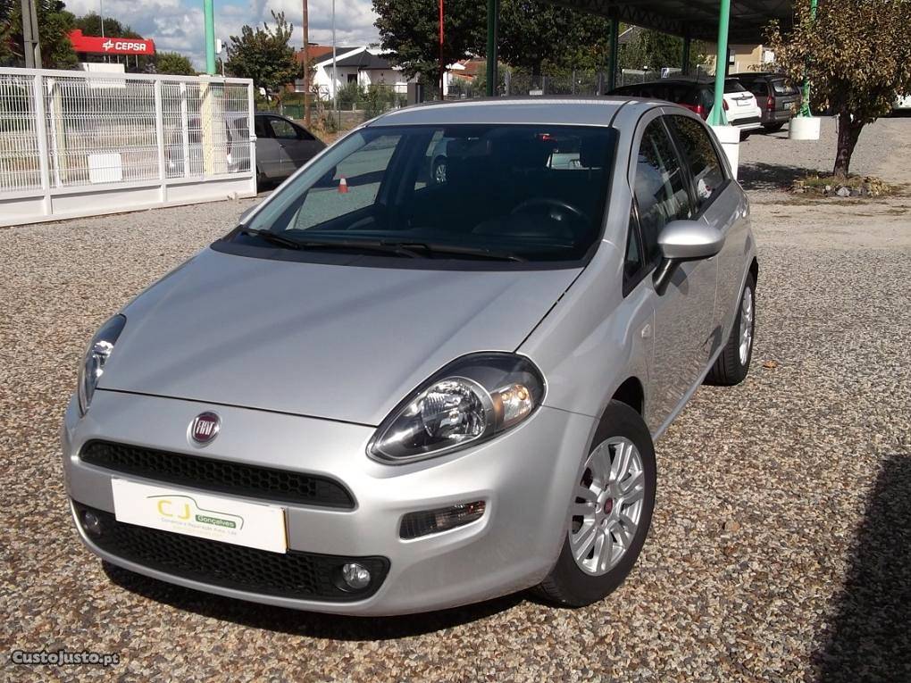 Fiat Punto 1.2 Lounge S&S Junho/15 - à venda - Ligeiros