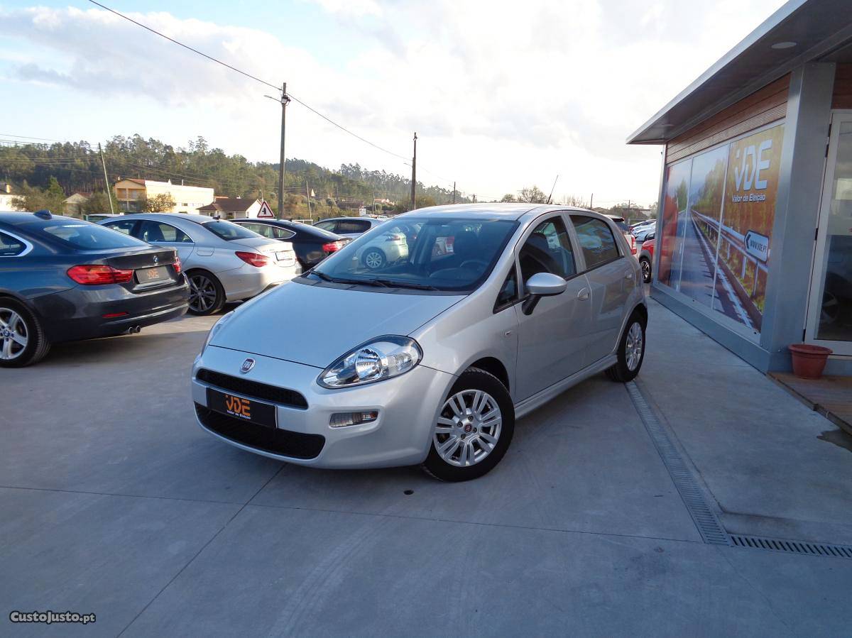 Fiat Punto LOUNGE 85CV CM NOVO Outubro/15 - à venda -
