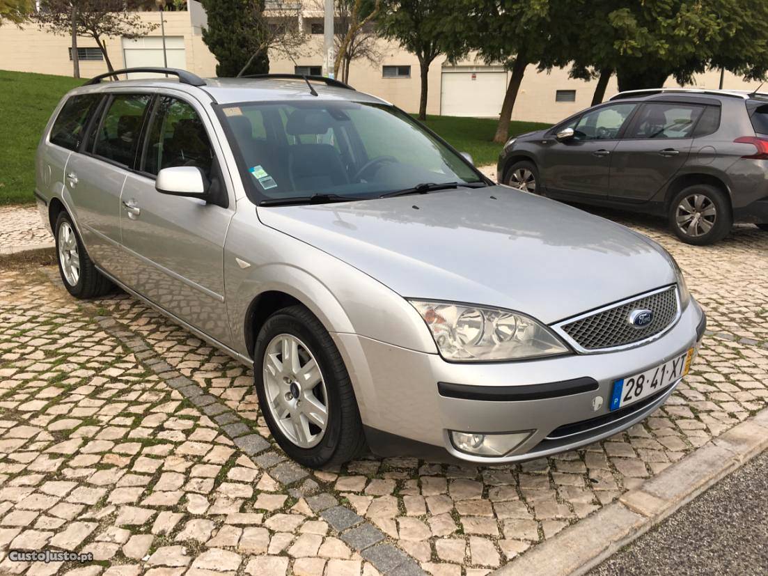 Ford Mondeo 2.0 TDCI Ghia SW Julho/04 - à venda - Ligeiros