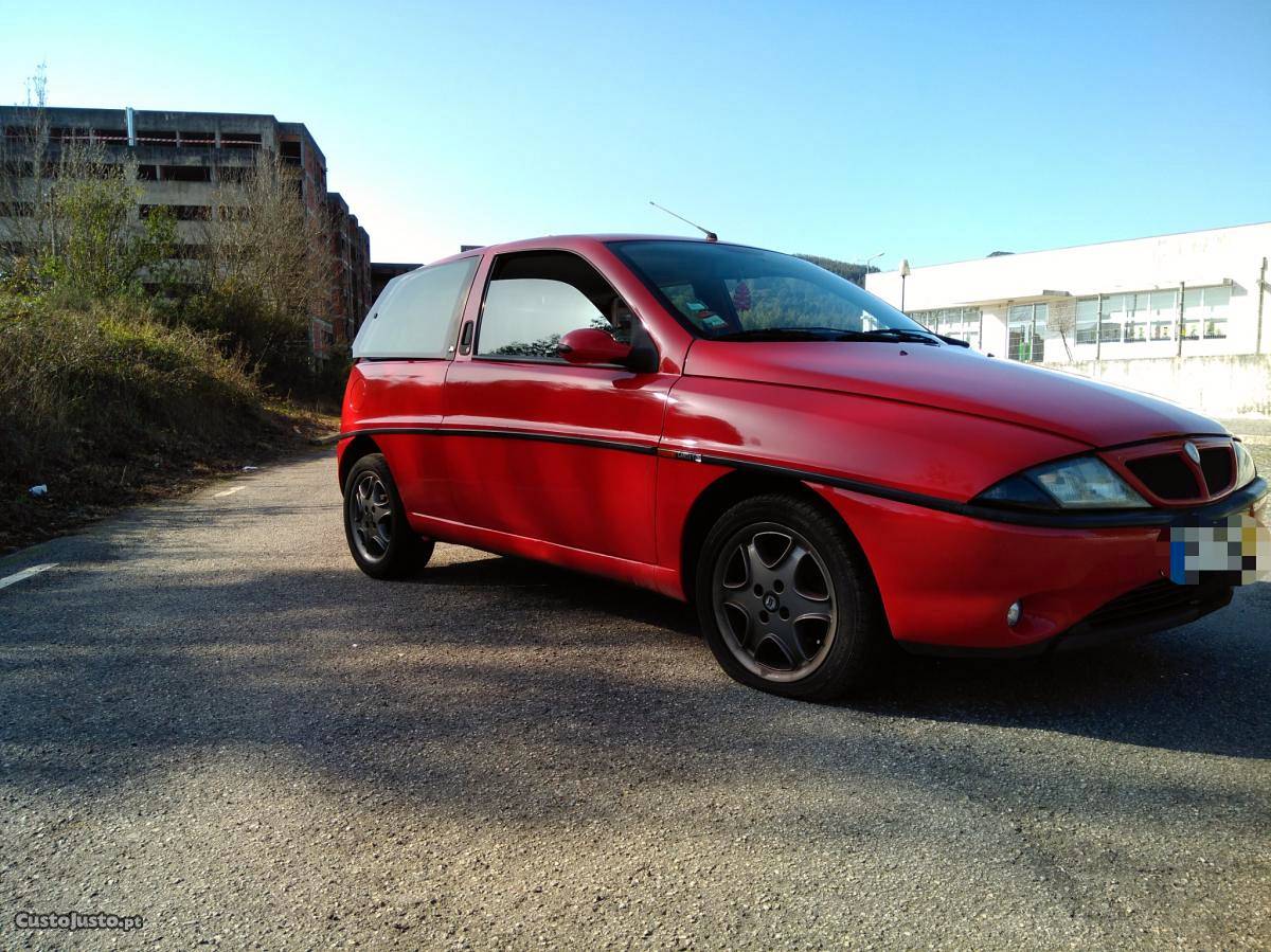 Lancia Y Elefantino rosso 16v Outubro/00 - à venda -