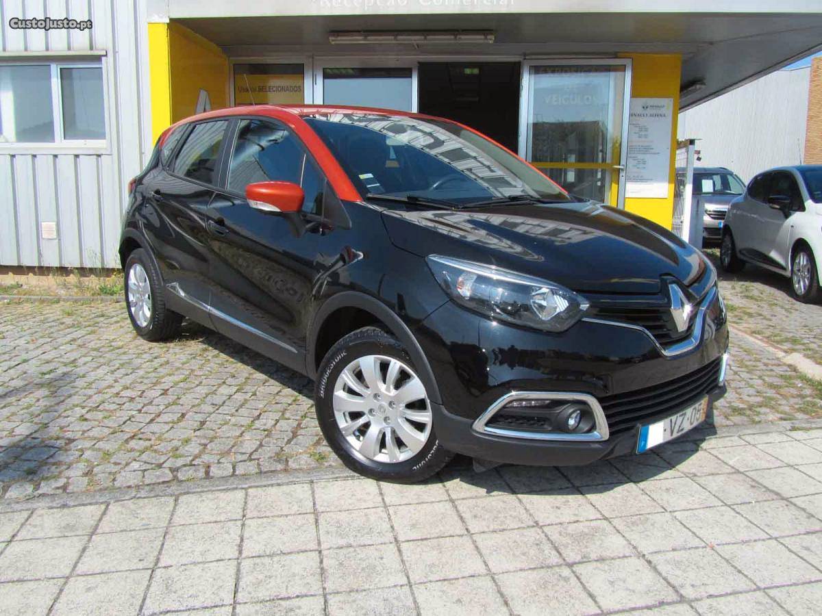 Renault Captur 1.5 dCi Sport 90cv Junho/16 - à venda -