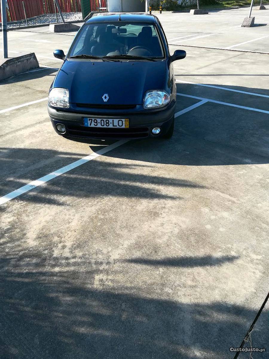 Renault Clio 1.4 RXE Julho/98 - à venda - Ligeiros