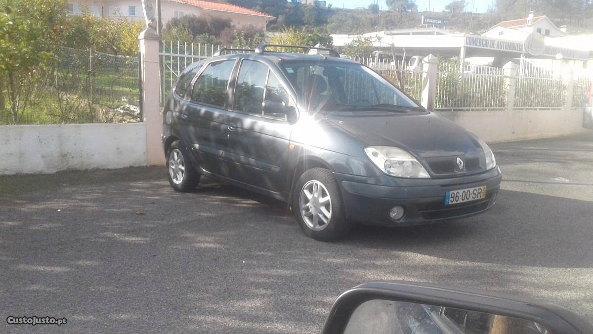 Renault Scénic carrinha Maio/01 - à venda - Ligeiros