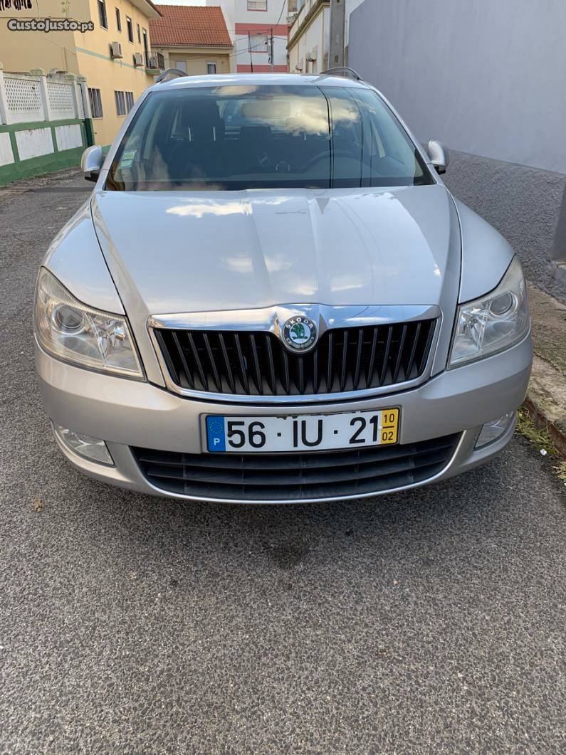 Skoda Octavia Octavia Fevereiro/10 - à venda - Ligeiros