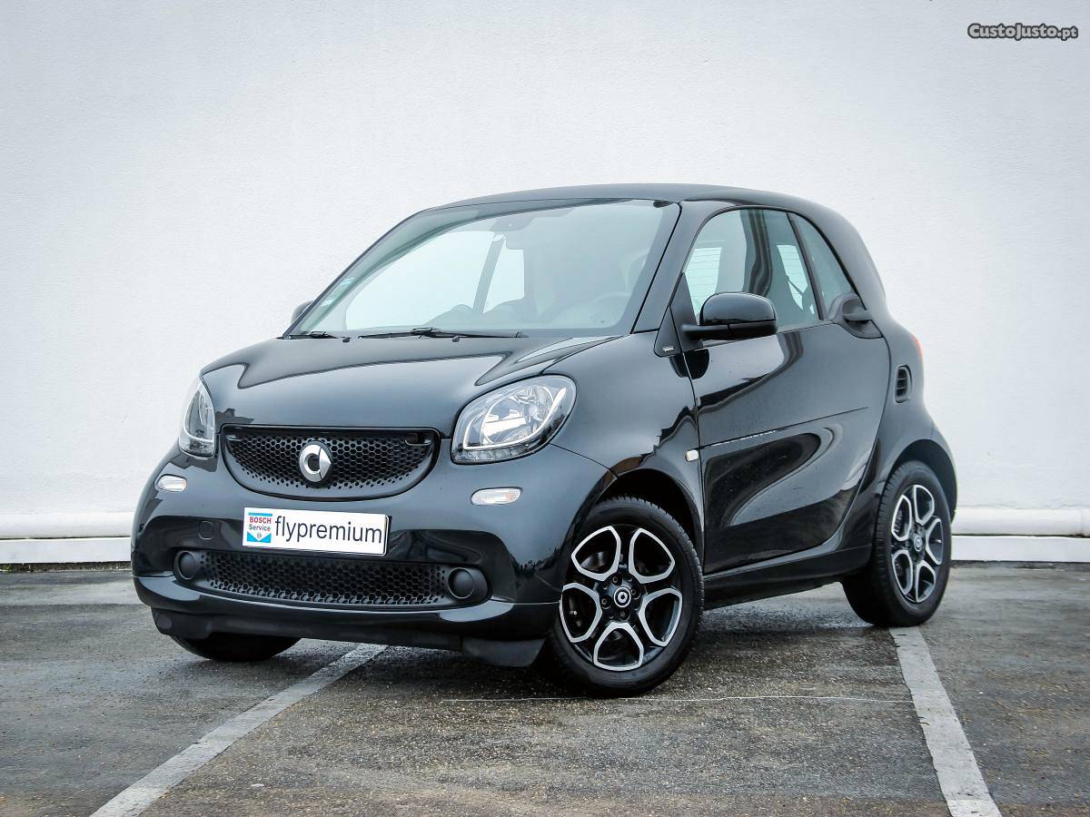 Smart ForTwo 1.0 Passion Junho/16 - à venda - Ligeiros