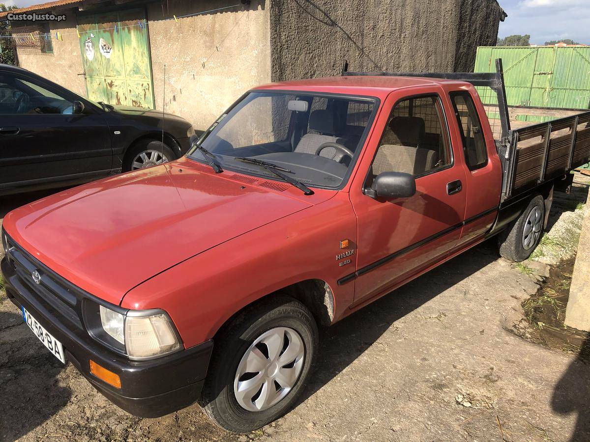 Toyota Hilux 2.4D Junho/92 - à venda - Pick-up/