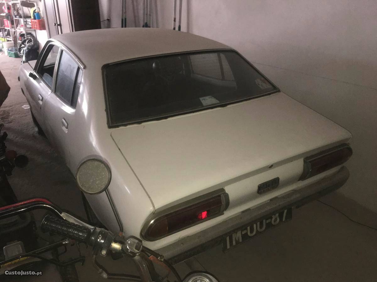 AMC Datsun 120y Julho/80 - à venda - Ligeiros Passageiros,