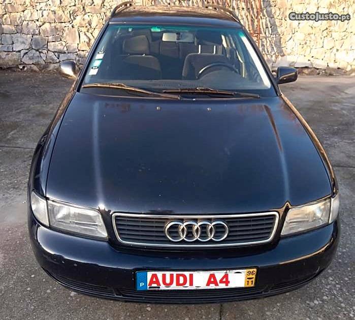 Audi A4 Station Wagon Novembro/96 - à venda - Ligeiros