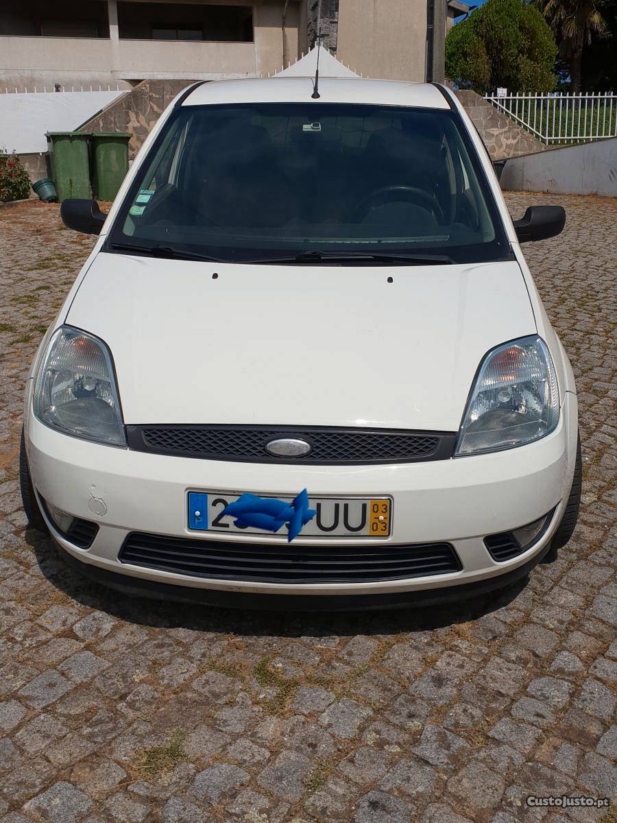 Ford Fiesta Fiesta van 1.4 tdci Março/03 - à venda -